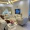 THE AFRICAN PALACE- Free Airport Pick up - High Speed Starlink WiFi - Car Rental