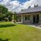 Lake Hawea Hideaway - Lake Hawea Holiday Home