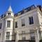 large 5-bedroom 2 floor apartment 200 m2