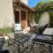 Villa Isabelle- Large bright house with courtyard!