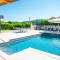 Vacation villa Matic with 7 bedrooms
