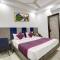 Hotel S B Inn Near New Delhi railway Station Paharganj