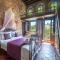 S.Nikolis' Historic Boutique Hotel
