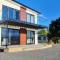 Kakianau Retreat, Luxury Waterfront Apartments