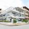 SKYLINE Fine Living