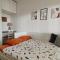 Cozy & Bright Garden Flat