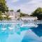 Cornwall family friendly villa with free use of Pool, soft play, mini golf, tennis, gym, fitness classes, sauna and ice baths