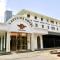 LakeSide Hotel by EDEN Group