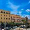 NIMPHAEA BLUE APARTMENT - Elegant Central Flat, Walk to Beach & Train Station