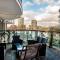 Central 2 bed with Large Terrace
