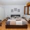 RobertONE guest house 14