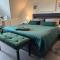 Modernes, zentrales Apartment in Troisdorf, Region Köln Bonn, 3 Etage, maximal für 4 Personen, Parkplatz & Netflix inklusive