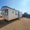Dog Friendly 6 Berth Static Caravan By The Beach In Hunstanton Ref 13008L