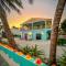 Barefoot Beach Belize