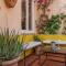 Giulia's House, Monti