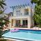 Villa Lawton - Magnificent sea & mountain views!
