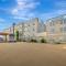 Home Inn and Suites Lloydminster