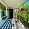 Cozy sanctuary minutes from the bay and beaches