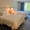 Tapa Hotel Inn & Suites