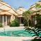 Nuanu Suites & Accommodations