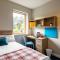 Cozy ensuite room near City Centre