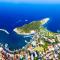 Makarska centre & free private parking