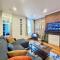 Large Home - Great Location - 15 Minutes to NYC - Sleeps 6 comfortably