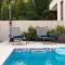 Time&Joy apartment with private pool