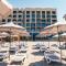 Aks Hotel
