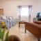 Bugibba Spacious 3BR Family Apartment I Cot I Walk to Beach