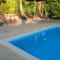 Kraft Hotel Pool & Klimaanlage AC