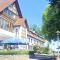 Hotel Waldblick BSR Garten mit Pavillons im Schwarzwald, ideal für Paare, Familien, Hunde