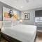 Hotel Chicago West Loop, SureStay Collection by Best Western