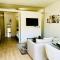 Urban Luxe Stay - 5 Min to Gautrain & Parking