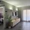 CRI'S & YOU guest room