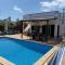 Spacious 3 bedroom villa with pool