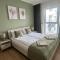 Apartament Neonowy by Apartamenty 77