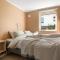 Northstay - Tromsø Urban Retreat - Free Parking, Brand New & Modern
