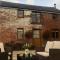 Romantic Country Cottage with log burner, garden patio, outdoor tub and country views- Brecon Beacons National Park