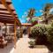 Hotel Coral Blanco with high speed internet Starlink and Galapagos Tour Operator