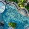 Le Meridien Phuket Mai Khao Beach Resort