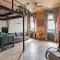 Rustic Gallery Apartment with Panoramic View and AC