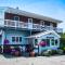 Inn Between the Beaches & Villager