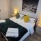Reardon Apartment Warwick - Sleeps 5 - Parking & Wifi