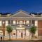 The Clements Hotel