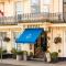 Royal Hotel