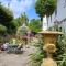 Palm Grove Apartments