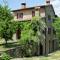 Timeless Holiday Home in Apecchio with Garden