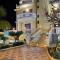 Villa Nicole House - Apartments & Suite