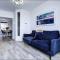 Luxury 2 Bed Apartment with Stunning Sea View Steps from Old Town and Dreamland